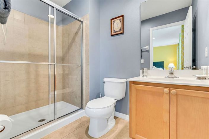 Image No.29-2 Bed Townhouse for sale