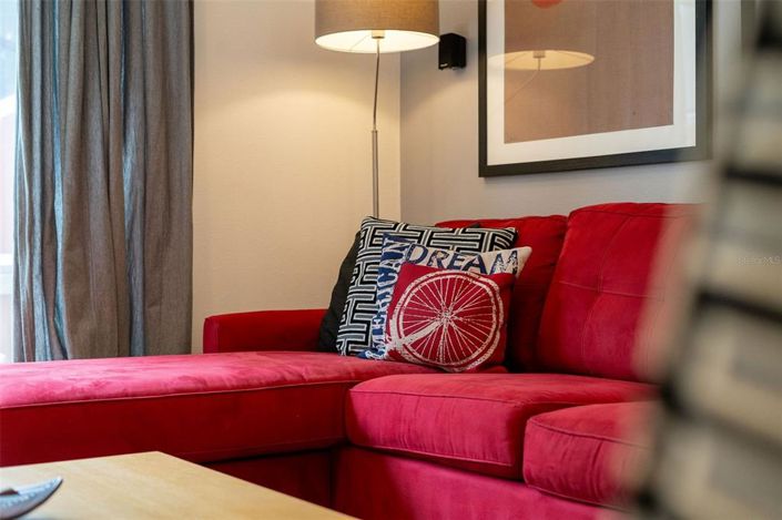 Image No.36-2 Bed Townhouse for sale