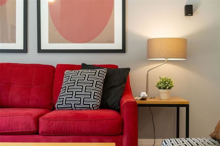 Image No.38-2 Bed Townhouse for sale