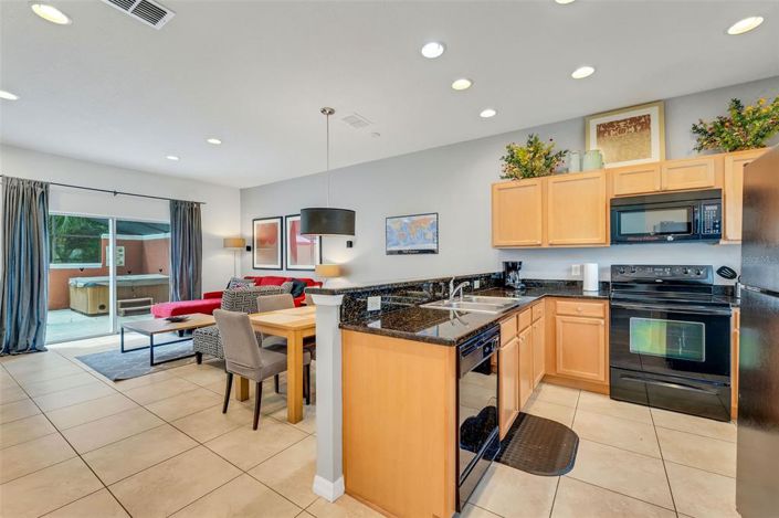 Image No.5-2 Bed Townhouse for sale