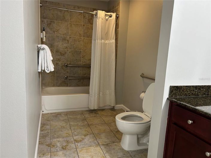 Image No.15-3 Bed Property for sale