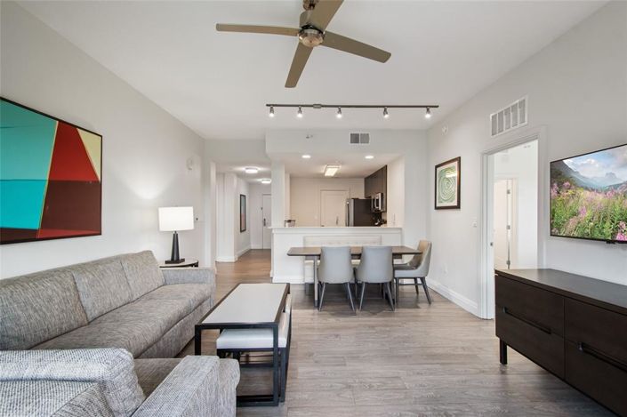 Image No.19-2 Bed Property for sale