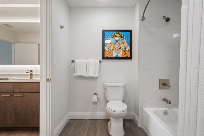 Image No.25-2 Bed Property for sale