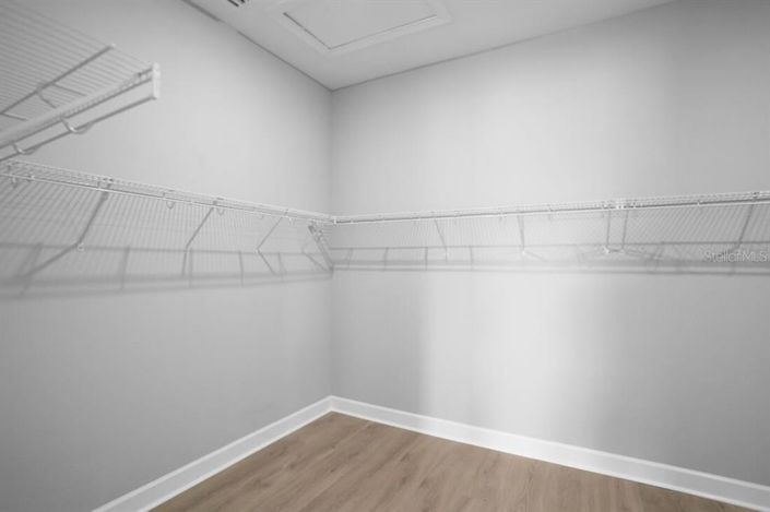 Image No.18-3 Bed Property for sale