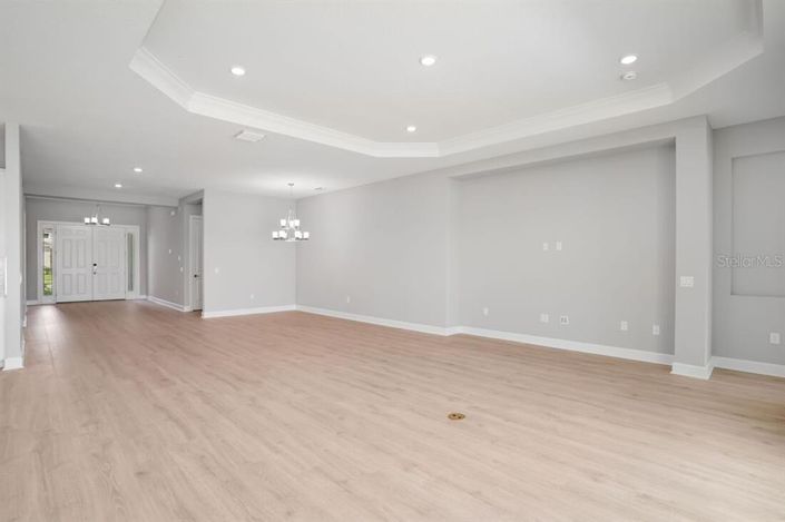 Image No.27-3 Bed Property for sale