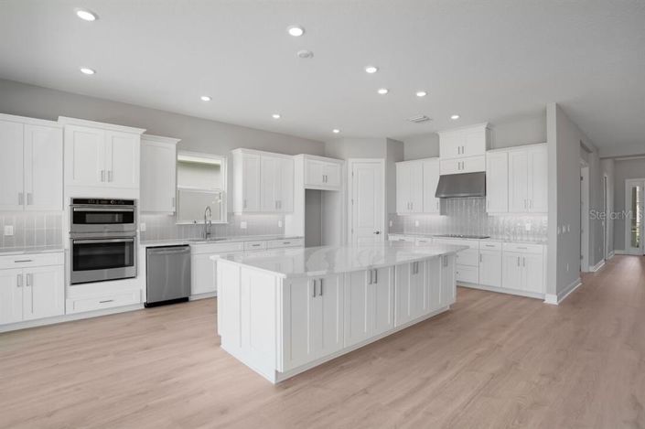 Image No.4-3 Bed Property for sale