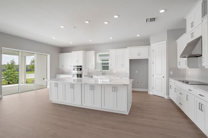 Image No.7-3 Bed Property for sale