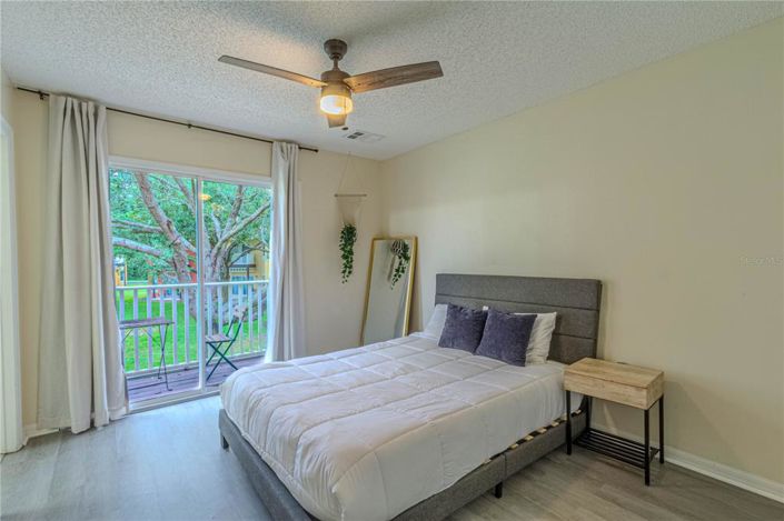 Image No.13-3 Bed Townhouse for sale