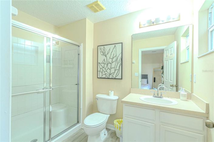 Image No.17-3 Bed Townhouse for sale