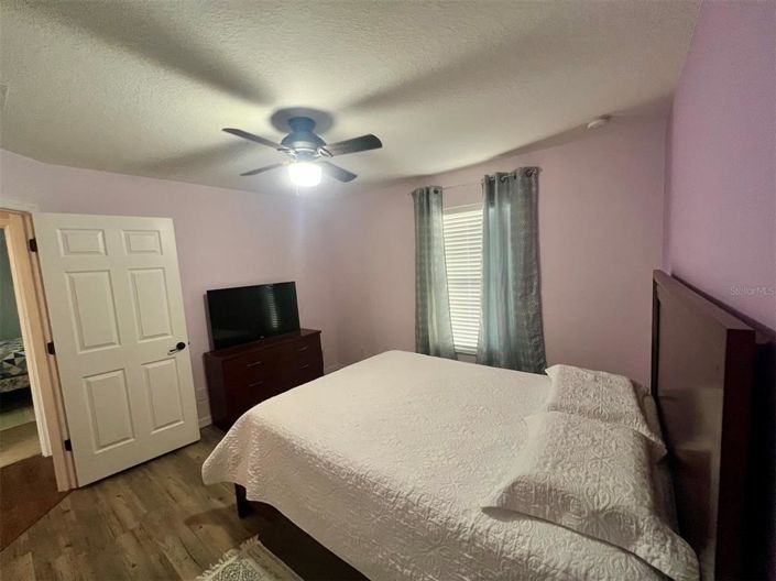 Image No.44-5 Bed Property for sale