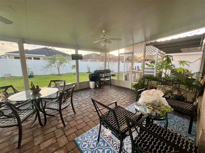 Image No.56-5 Bed Property for sale