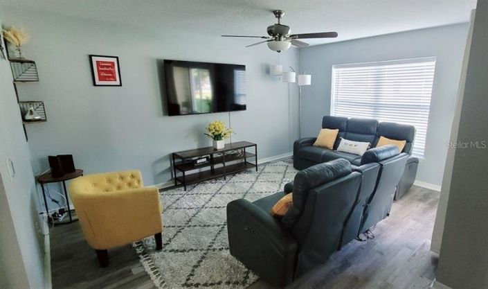 Image No.11-3 Bed Townhouse for sale