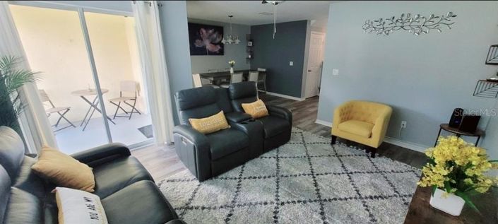 Image No.12-3 Bed Townhouse for sale