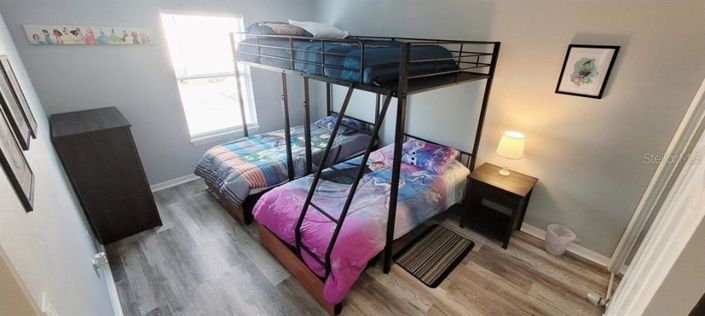 Image No.19-3 Bed Townhouse for sale