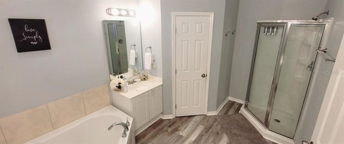 Image No.22-3 Bed Townhouse for sale