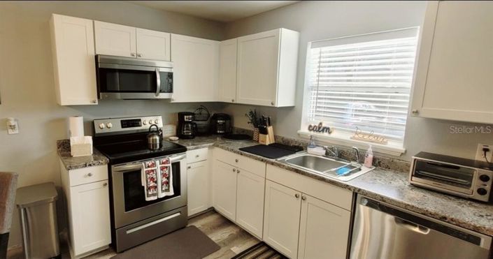 Image No.4-3 Bed Townhouse for sale