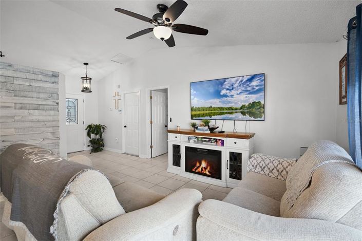 Image No.11-3 Bed Property for sale