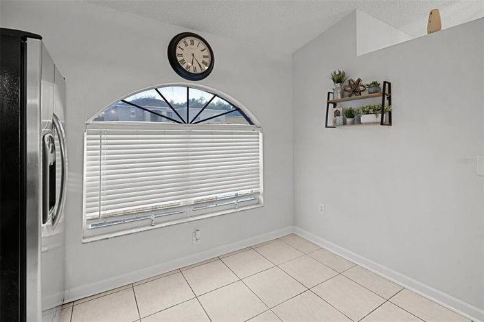 Image No.18-3 Bed Property for sale