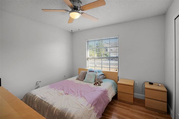 Image No.23-3 Bed Property for sale