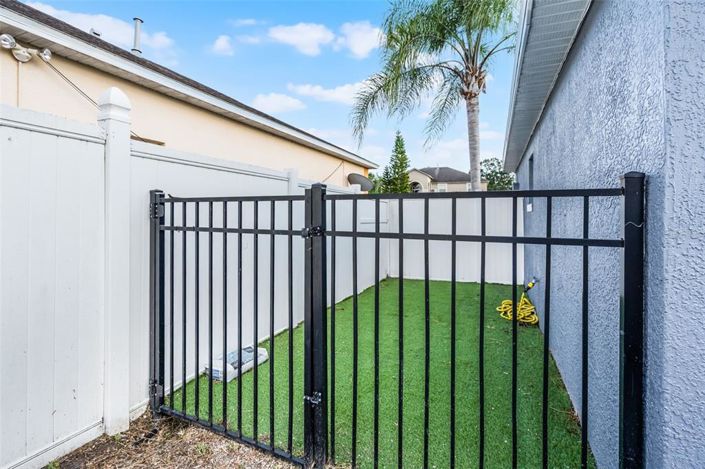 Image No.34-3 Bed Property for sale