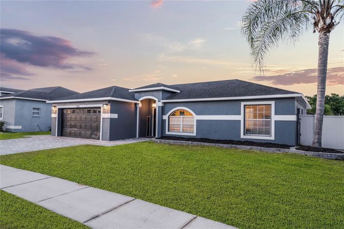 Image No.4-3 Bed Property for sale