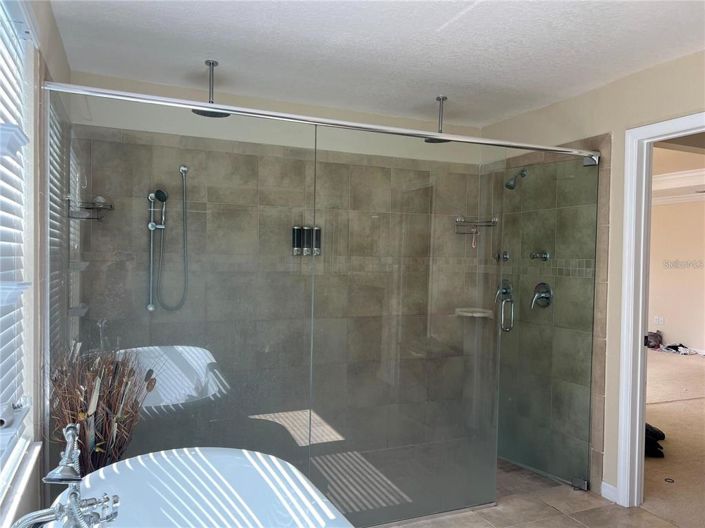 Image No.28-4 Bed Property for sale