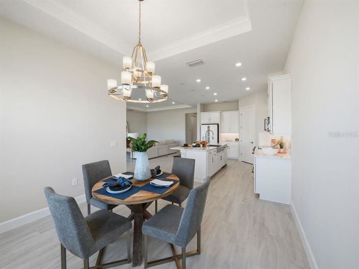 Image No.12-4 Bed Property for sale