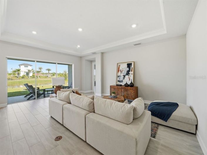 Image No.8-4 Bed Property for sale