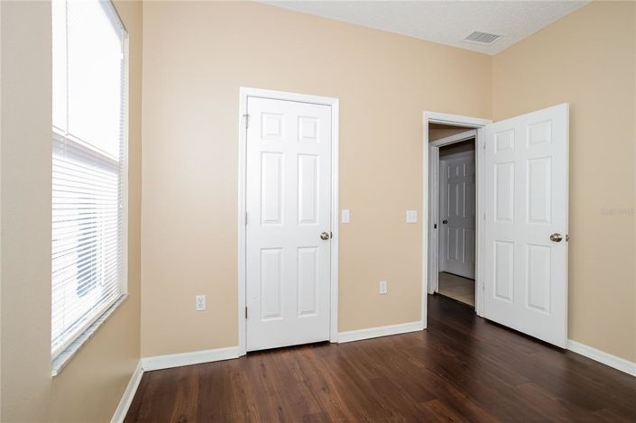 Image No.9-3 Bed Property for sale