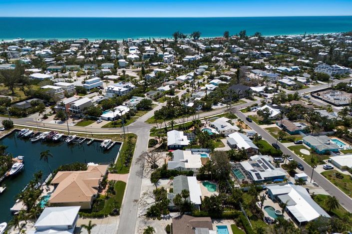 Image No.34-3 Bed Property for sale