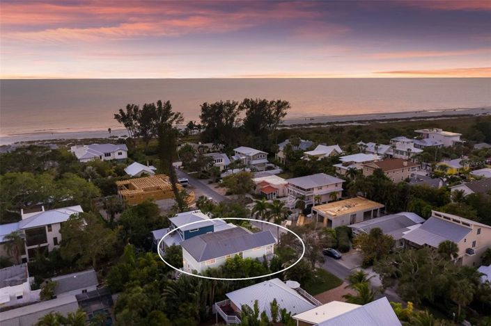 Image No.2-5 Bed Property for sale