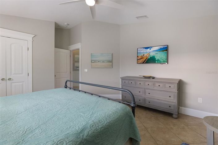 Image No.37-5 Bed Property for sale