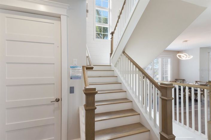 Image No.11-4 Bed Property for sale