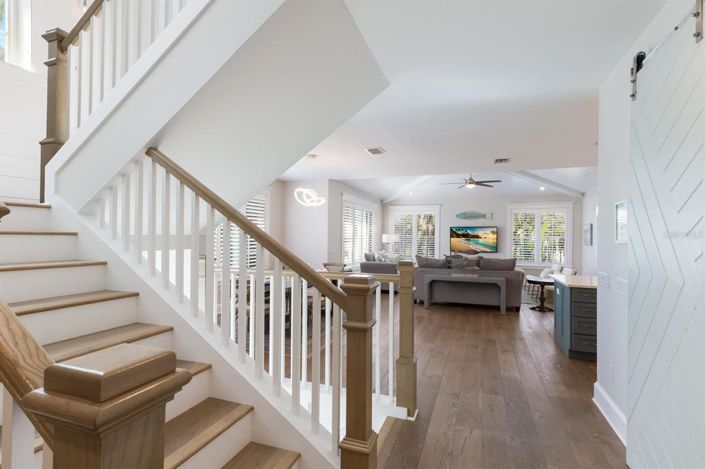 Image No.12-4 Bed Property for sale