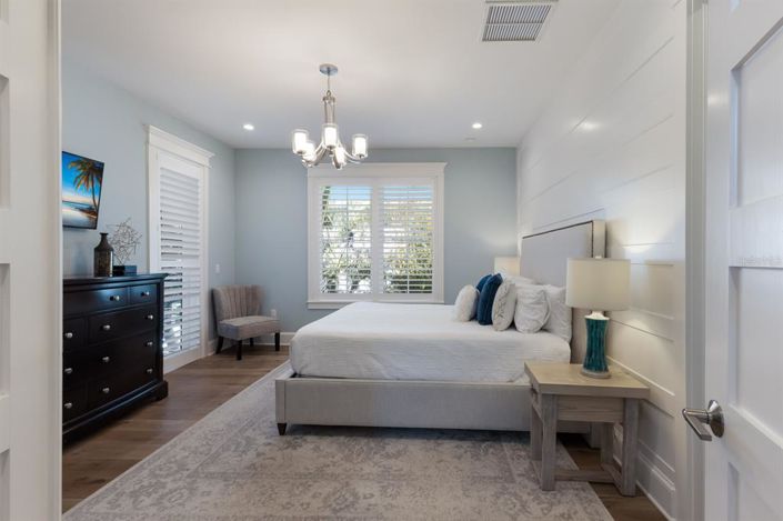 Image No.25-4 Bed Property for sale