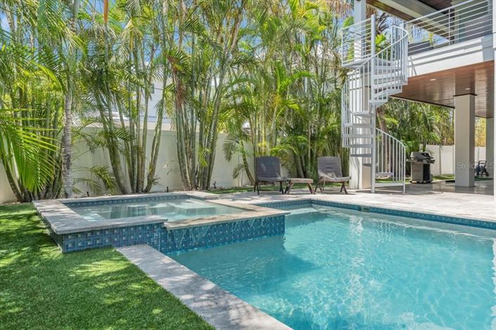 Image No.51-4 Bed Property for sale