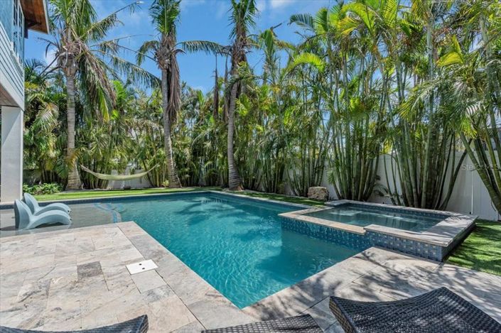 Image No.52-4 Bed Property for sale