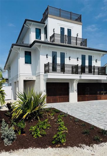 Image No.1-4 Bed Property for sale