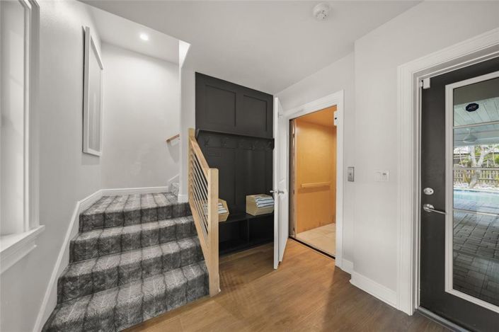 Image No.3-5 Bed Property for sale