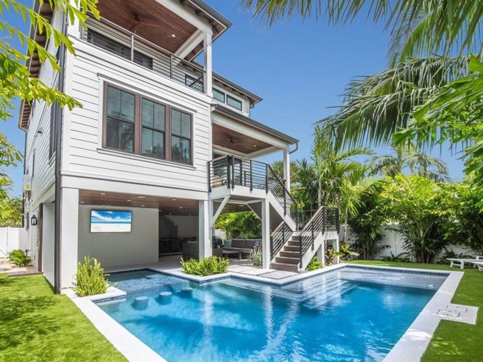 Image No.1-4 Bed Property for sale