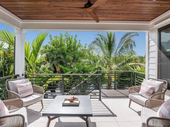 Image No.16-4 Bed Property for sale