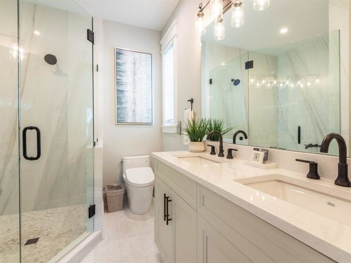 Image No.19-4 Bed Property for sale