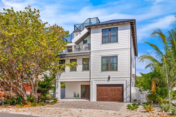 Image No.2-4 Bed Property for sale