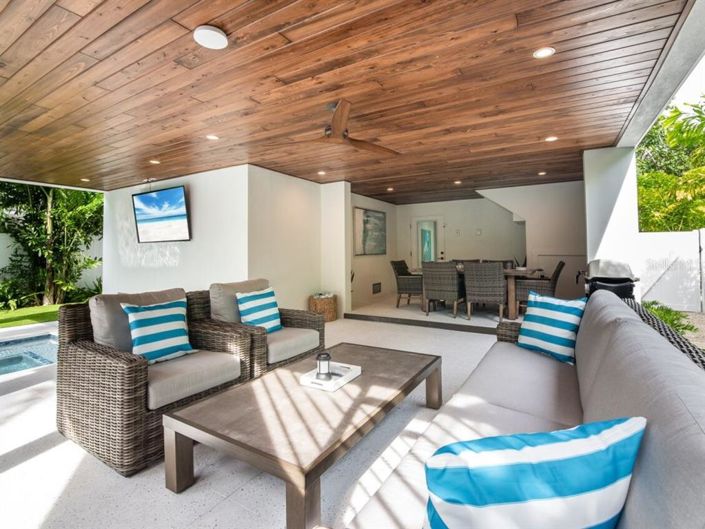 Image No.44-4 Bed Property for sale