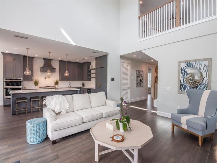 Image No.7-4 Bed Property for sale