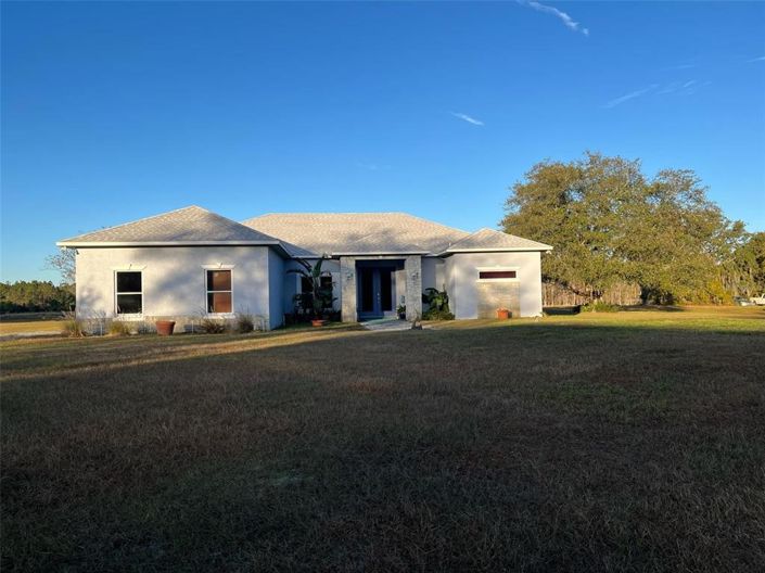 Image No.1-4 Bed Property for sale