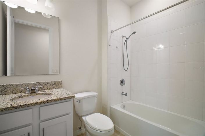 Image No.21-3 Bed Property for sale