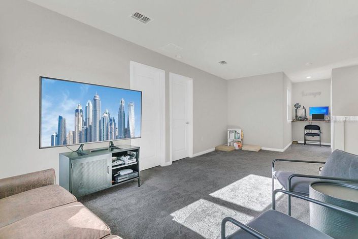 Image No.22-5 Bed Property for sale