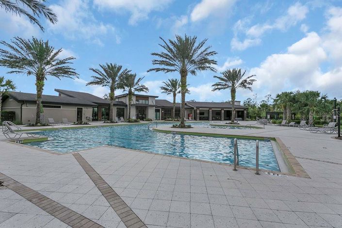 Image No.40-5 Bed Property for sale