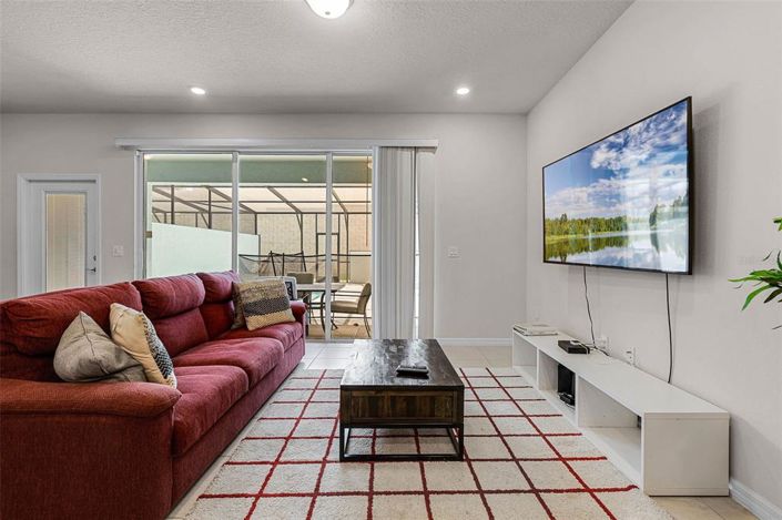 Image No.14-5 Bed Townhouse for sale